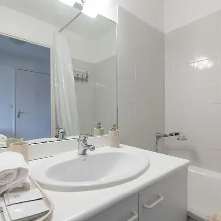 Apartamento Duplex Coquet Avec Parking Proche Centre-ville De Lyon